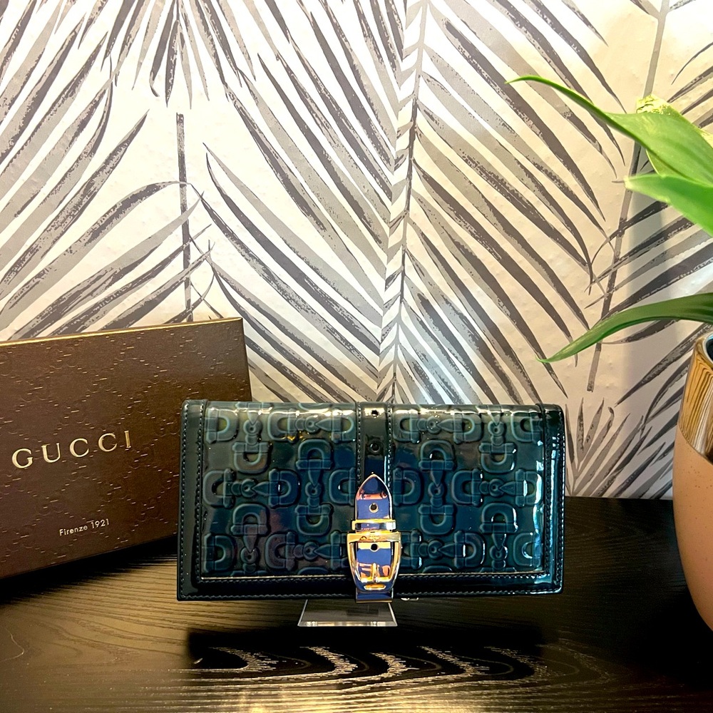 ❌SOLD❌ Gucci Teal Horsebit Print Buckle Wallet With Box - Picture 3 of 17